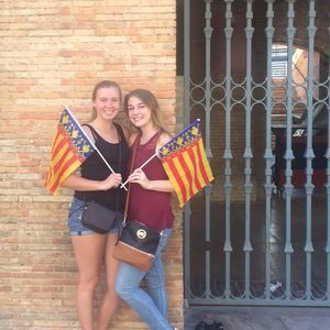 Meet your Posher, Rae