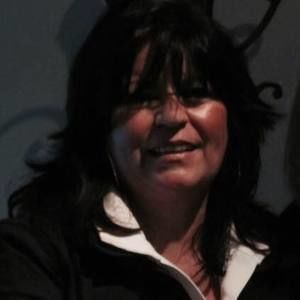 Meet your Posher, Gloria