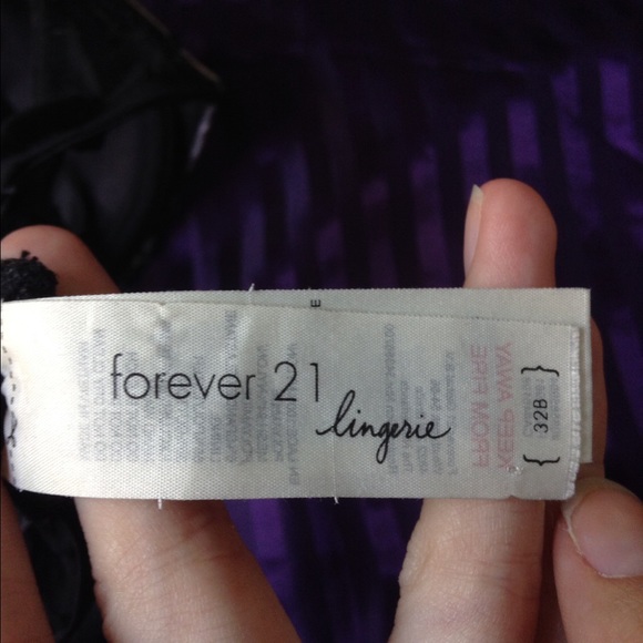 Adorable Lace Bra - Picture 4 of 4