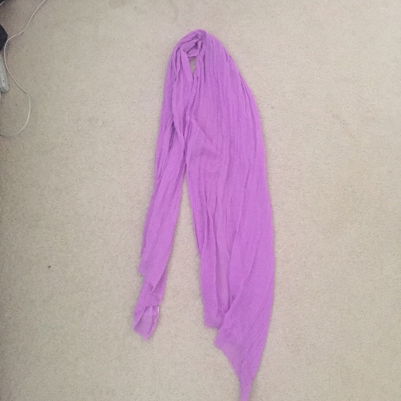 Purple scarf - Picture 1 of 2