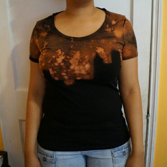 Skyline Tee
