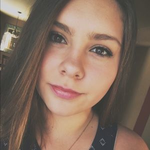 Meet your Posher, Allisa