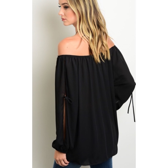 Bare Shoulder Top - Picture 2 of 2