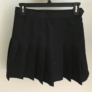 American Apparel Black Tennis Skirt