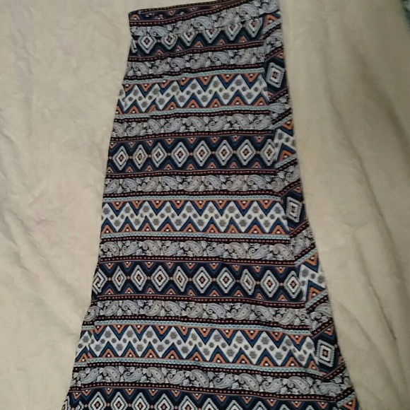 Beautiful tribal maxi!