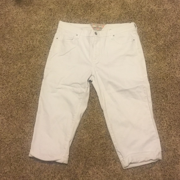 Capris