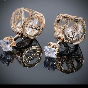 Gold stud love earrings