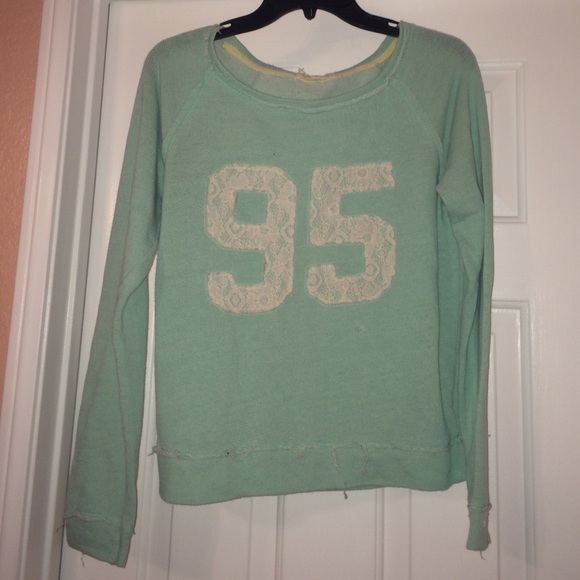Cute long sleeve shirt