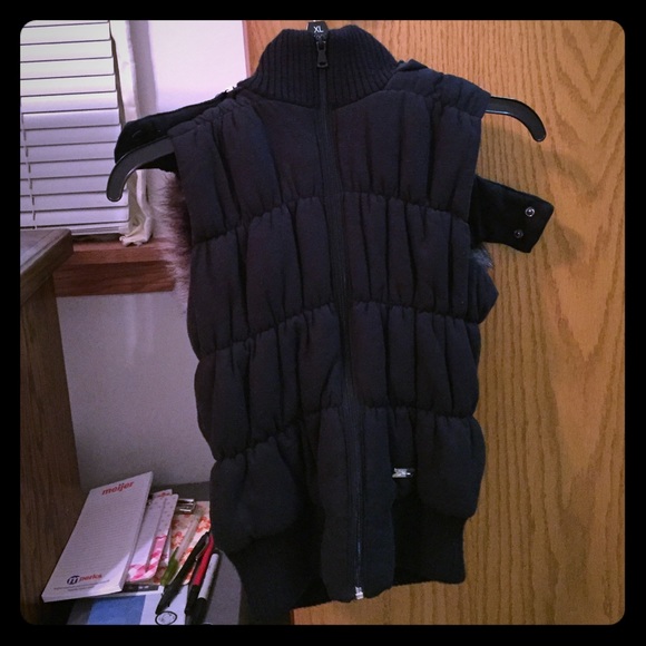 Guess Zippered Vest