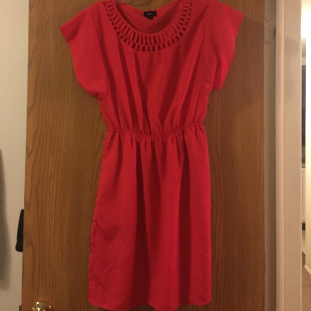 Blousy coral dress