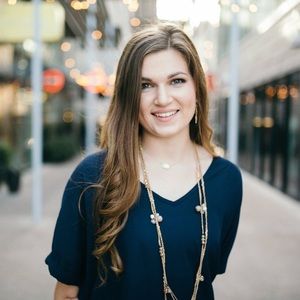 Meet your Posher, Kendra