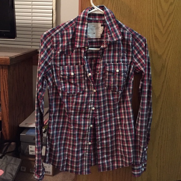 H&M Plaid Button-Up Shirt