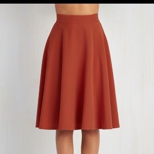 Joy skirt in Rust