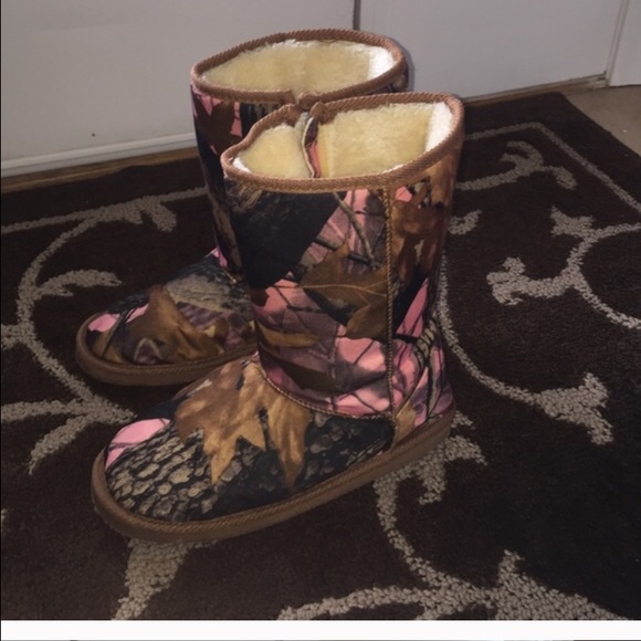 camo ugg style boots