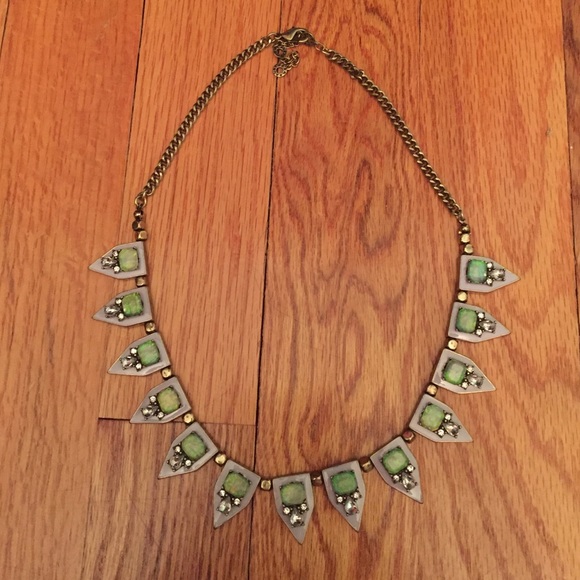 NWOT Baublebar Statement Necklace