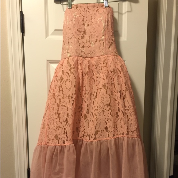 Blush Dress - Picture 1 of 3