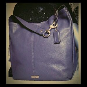Coach Avery Leather Hobo