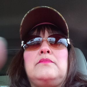 Meet your Posher, Sylvia