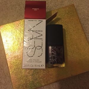 Nars nailpolish in Sherwood- limited edition - new