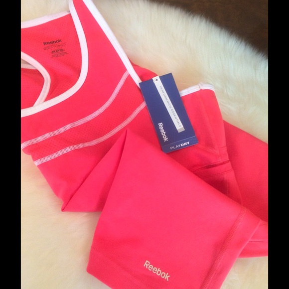 Reebok Racerback Exercise Top NWT - Picture 4 of 4