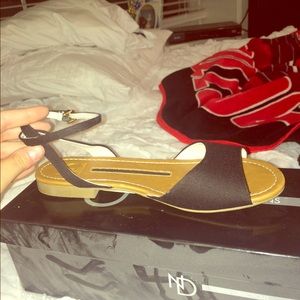 BRAND NEW NEVER WORN New Direction Sandals
