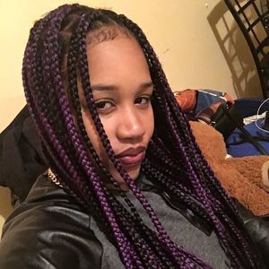 Meet your Posher, Vee