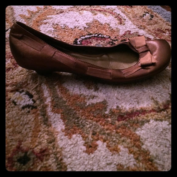 Gianni Bini semi flats (around 1 inch mini heel)