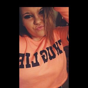 Meet your Posher, Danielle