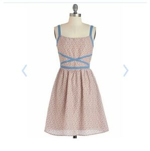 Modcloth- Doe and Rae sz L dress NWT