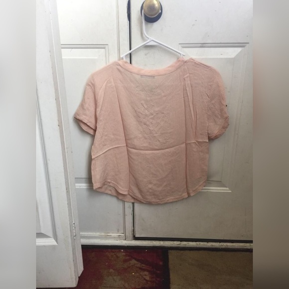 😍Very cute strappy blush colored top😍 - Picture 4 of 4