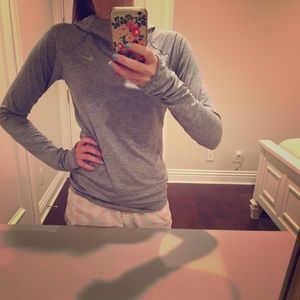 Nike Dri-Fit long sleeve. Gray. Size XS.