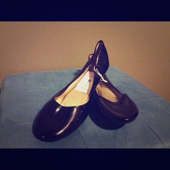 Xilaration Brand New With Tags Black Size 9 Flats