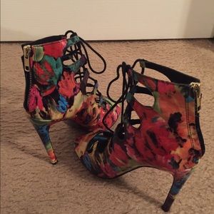 Steve Madden "Cynthia" Heels