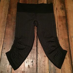 Lululemon In the Flow Crop II