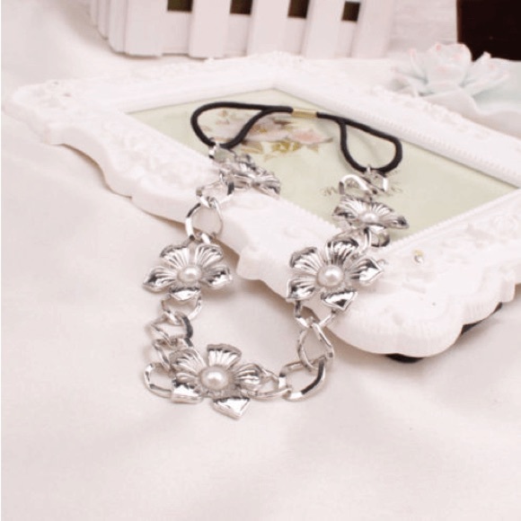 Metal Headbands Romantic Floral Head Wrap - Picture 2 of 2