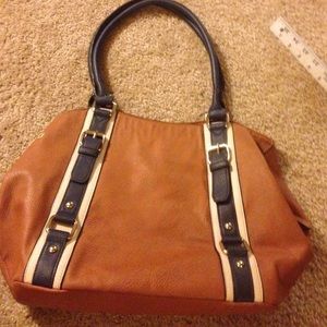 Large shoulder bag