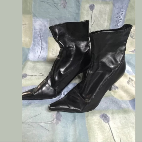 Nine west black patent ankle boots, 10.5 M