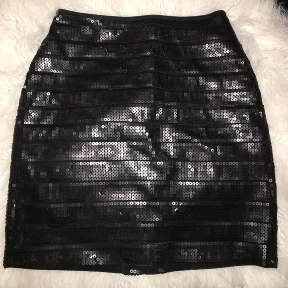Express design studio stretch sequin skirt