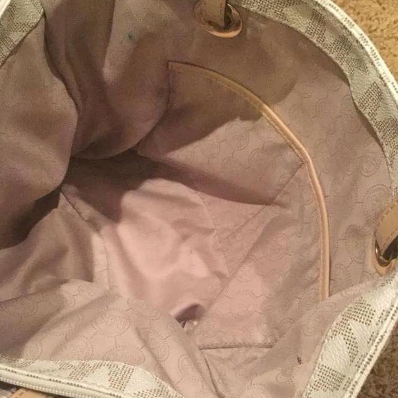 Authentic MK - Picture 3 of 4