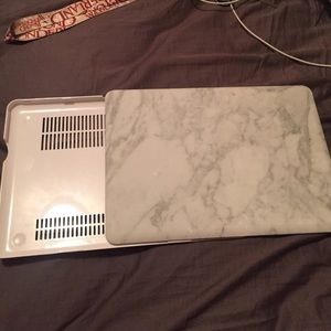 Laptop cover marble