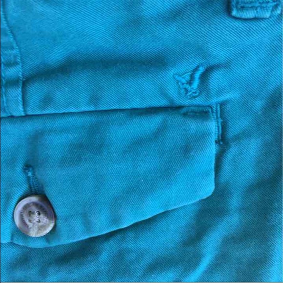 •SOLD ON Ⓜ️•American Eagle green shorts size 0 - Picture 3 of 4