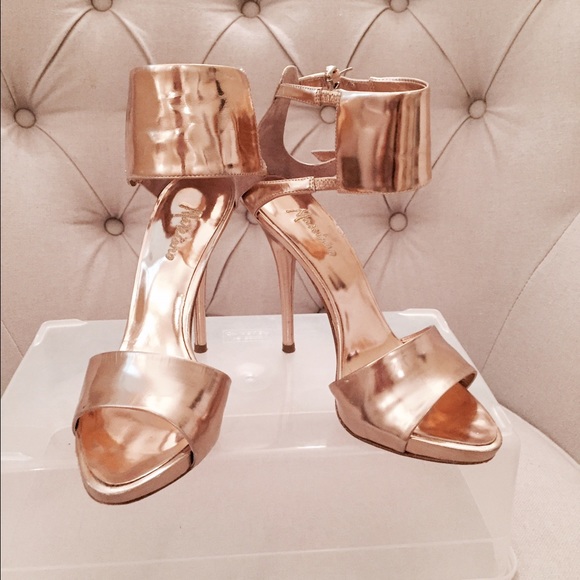 Marciano heels