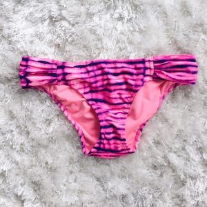 VICTORIAS SECRET // Pink Tie-Dye Bikini Bottom