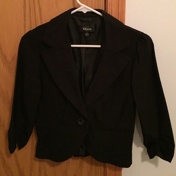 Cropped Black Blazer