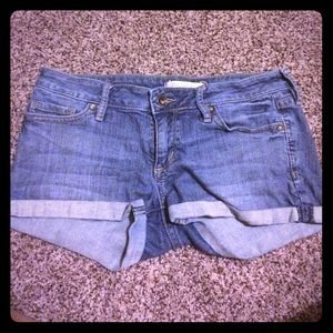 Bullhead jean shorts