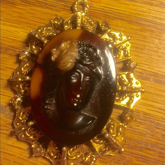 A beautiful vintage cameo