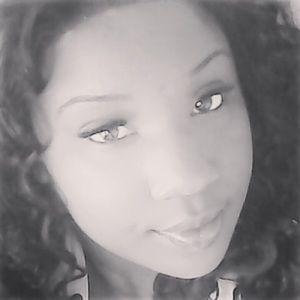 Meet your Posher, Dominique