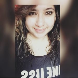 Meet your Posher, Zuly