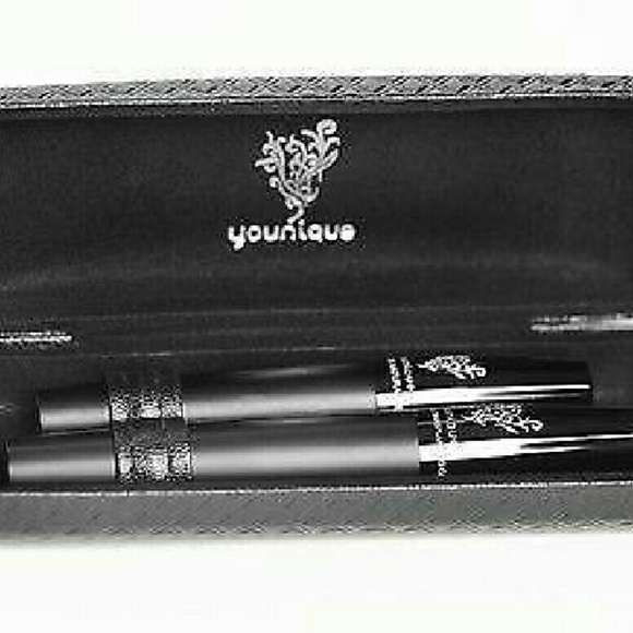 Younique 3d fiber lash