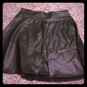 Leather skirt